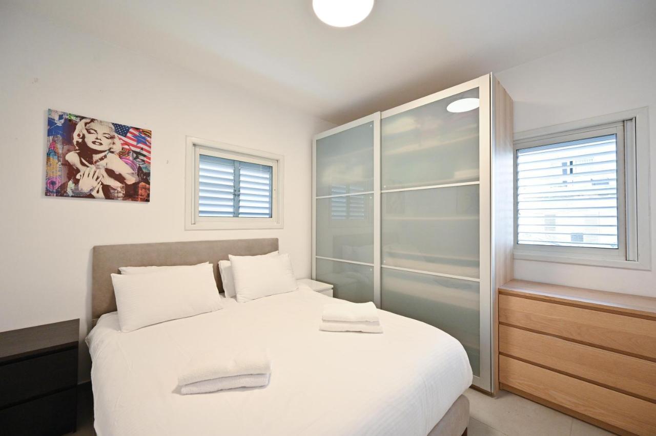 Spacious 3Br On Frishman Beach By Holyguest Tel Aviv Exteriör bild